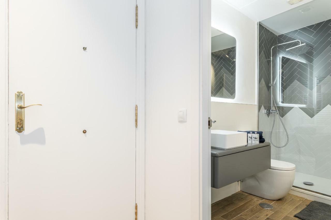 Waou Gran Via Es Mia - Corta Duracion Apartment มาดริด ภายนอก รูปภาพ